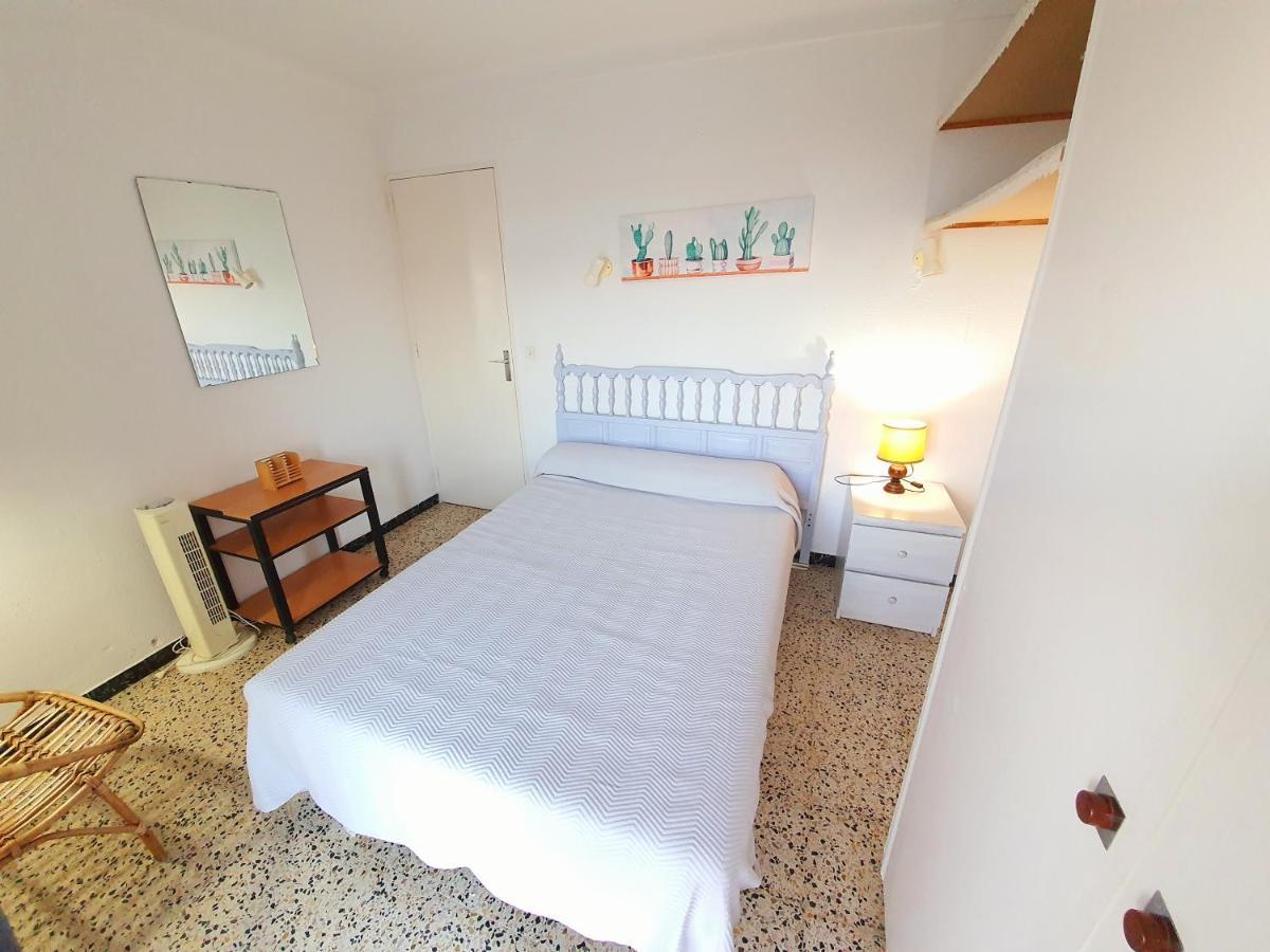Apartamento Karina Beach-3 Empuriabrava Eksteriør billede